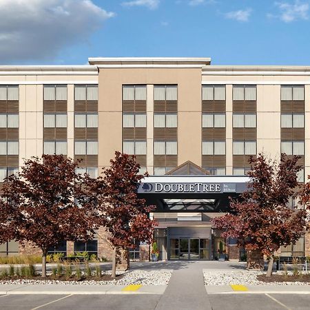 Отель Doubletree By Hilton Китченер Экстерьер фото