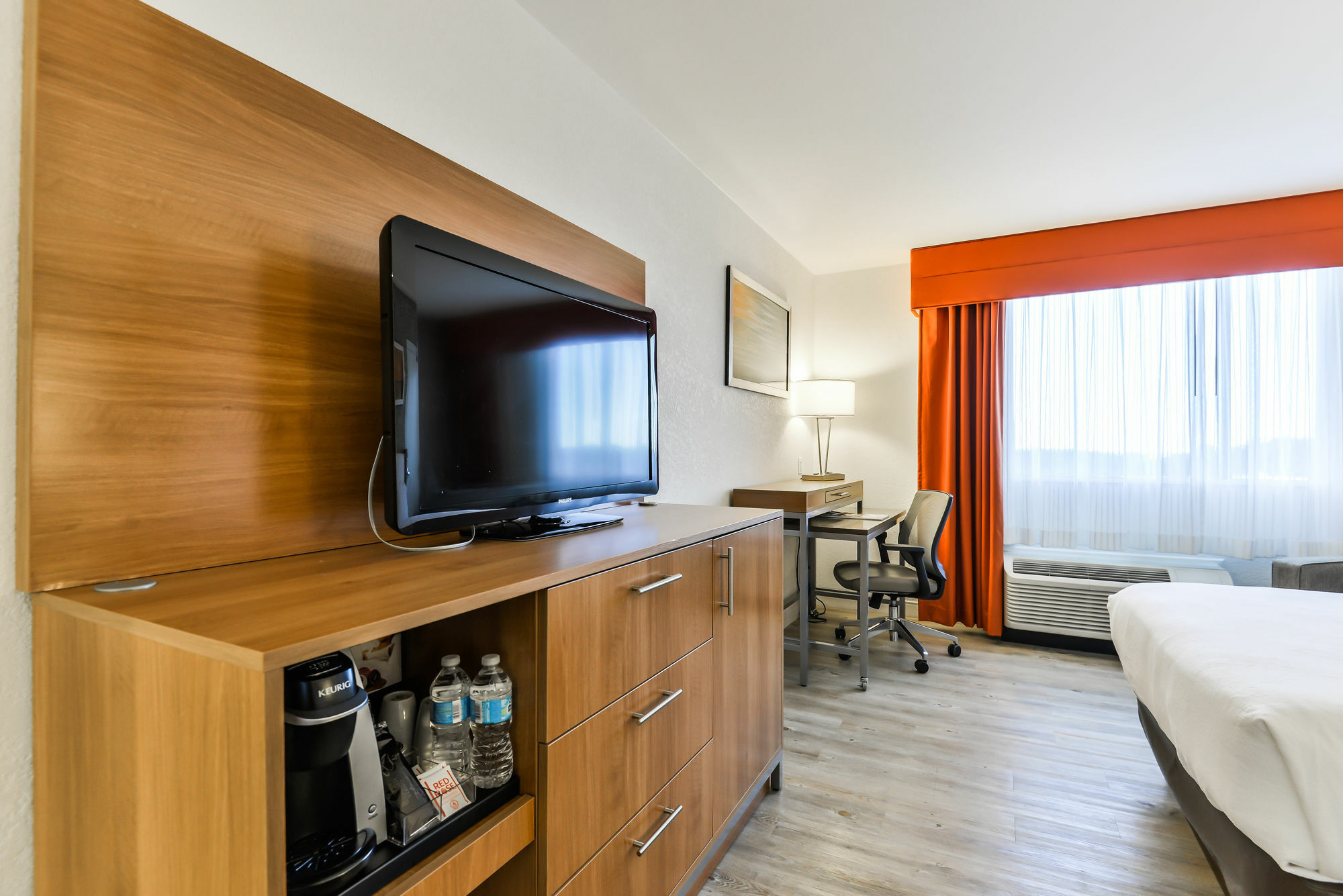Отель Doubletree By Hilton Китченер Экстерьер фото